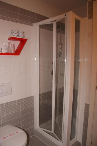 Hotel Residence Sanremoにあるバスルーム