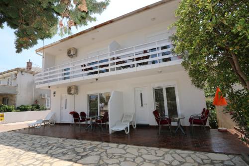Apartmani Aron