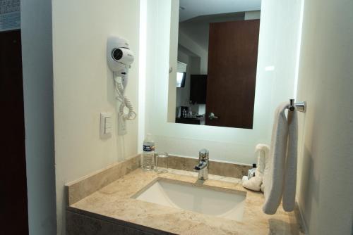 Koupelna v ubytování Lithio Hotel