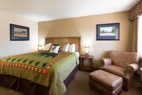 Afbeelding uit fotogalerij van Crosswinds Inn in West Yellowstone