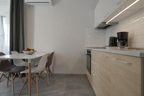 Gallery image of Ifigenia Apartments in Keramotí