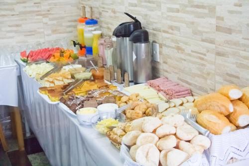 Φαγητό σε αυτό το πανδοχείο ή κάπου εκεί κοντά