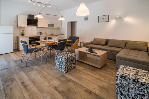 Foto dalla galleria di Apartments Laura a Krk