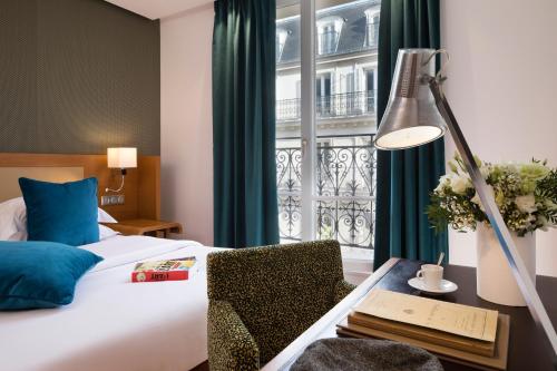 Gallery image of Hotel Le Six in Paris