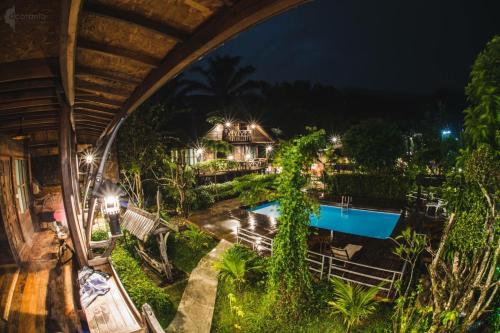 Swimmingpoolen hos eller tæt på Boutique Village Hotel