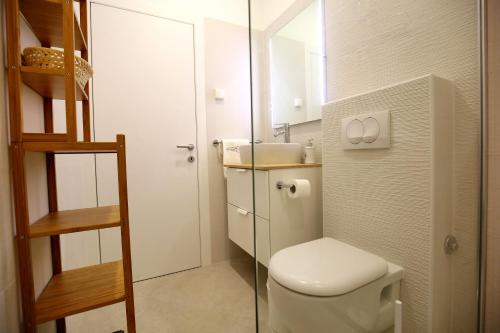 Ένα μπάνιο στο Apartments Ines