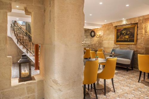 Hotel Ducs de Bourgogne photo 34
