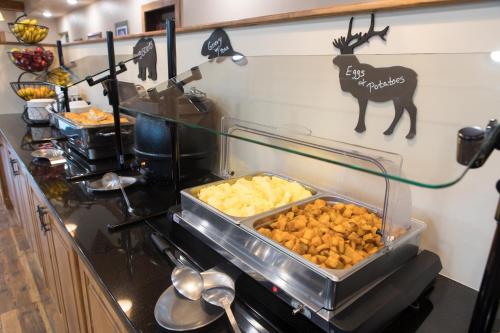 Cibo presso la locanda o nelle vicinanze