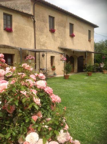 Gallery image of La Canonica Di San Michele in Monteriggioni