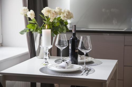 Nápoje v ubytovaní Apartament 51 z miejscem parkingowym