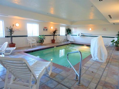 Piscina en o cerca de Baymont by Wyndham Sheridan