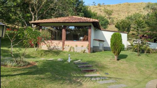 Taman di luar Pousada Quinta dos Doges