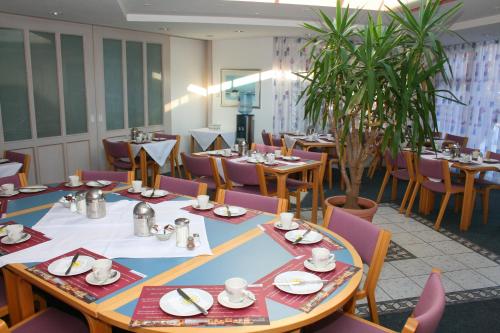 Εστιατόριο ή άλλο μέρος για φαγητό στο Landhotel Sonnenbühl