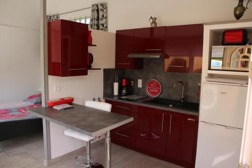 Dapur atau dapur kecil di Villa Azurella