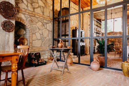 Gallery image of Hotel & Wine Cellar ARGE in Tʼelavi