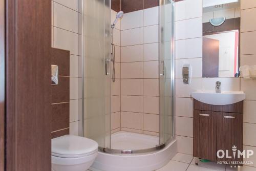 Kylpyhuone majoituspaikassa Hotel Olimp