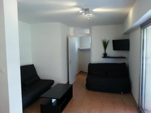 Photo de la galerie de l'établissement Idéal Vacances : Studio au centre de Juan les Pins, à Antibes