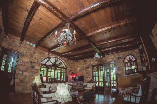 Φωτογραφία από το άλμπουμ του Kalogirou Stone House στον Λιμνιώνα
