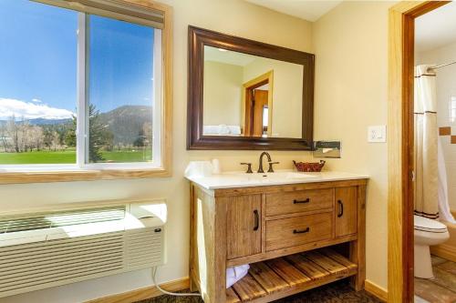 Gallery image of Discovery Lodge in Estes Park