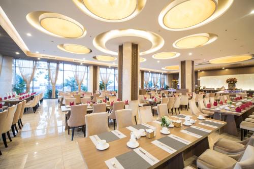 Εστιατόριο ή άλλο μέρος για φαγητό στο Muong Thanh Luxury Ca Mau Hotel