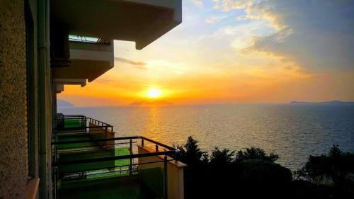 Deni Sea View Apartment