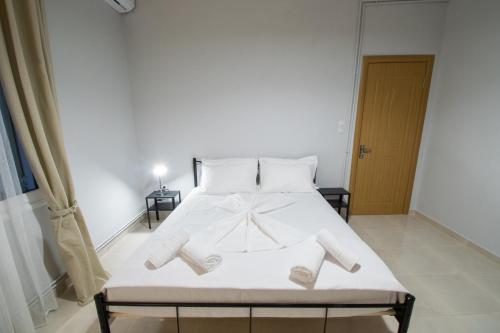 Elia Artemida Holiday House