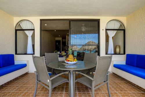 Gallery image of Aquatech Villas DeRosa Resort in Akumal