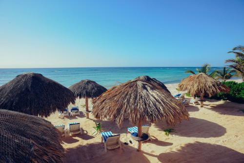 Aquatech Villas DeRosa Resort – Photos 2