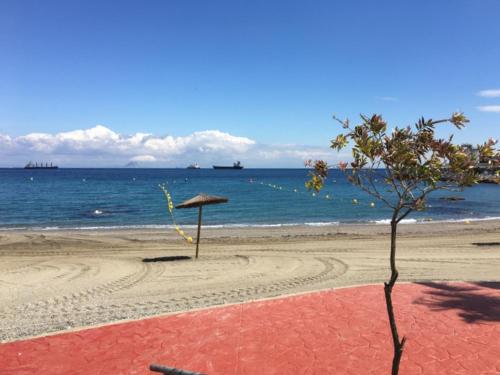 Imagen de la galería de Apartamento frente al mar, en Ceuta