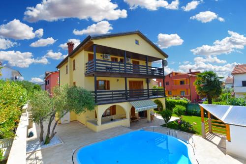 Apartments and rooms Novigrad 1624