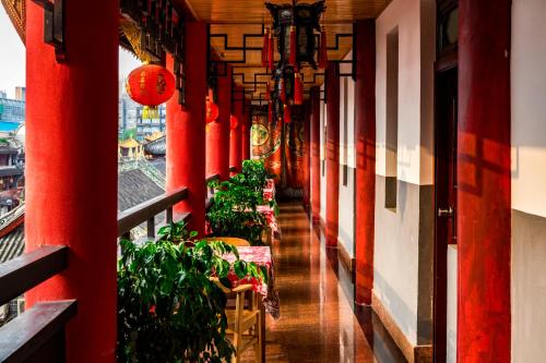 Fotografie z fotogalerie ubytování Wenjun Courtyard Hotel ---5 mins walk from Tonghuimen metro station, near Tianfu square, close by culture park and Sichuan opera house, English speaking service, local tours v destinaci Čcheng-tu