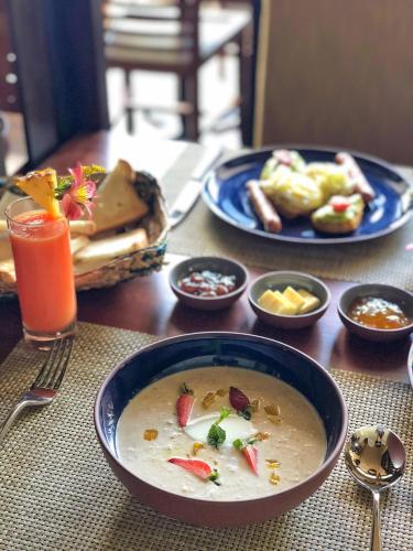 Jídlo v rezortu nebo okolí