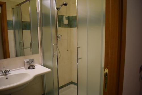 Hotel Baffo Rossoにあるバスルーム