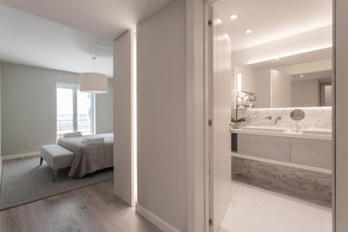 FLH Rato Spacious Apartment