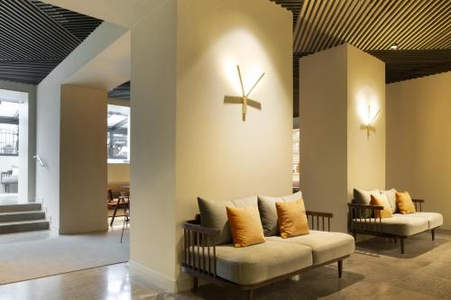 ICON Embassy photo 55