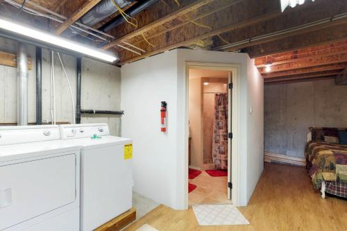Φωτογραφία από το άλμπουμ του Camas Family Cabin σε New Meadows