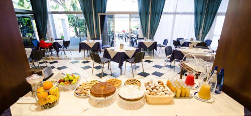 Fotografie z fotogalerie ubytování Grand Hotel Helios v destinaci Tarquinia