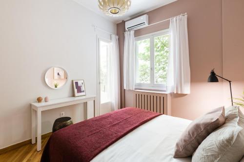 Lova arba lovos apgyvendinimo įstaigoje Classy & Charming 1BD Apartment in Kolonaki by UPSTREET