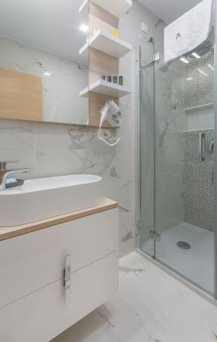 Gambar di galeri bagi Aparthotel Adeo di Poreč