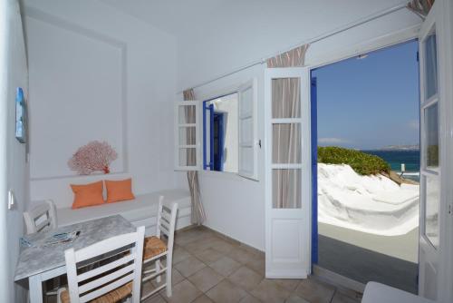 Gallery image of MARKOS BEACH rooms & studios in Mýkonos City