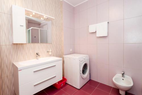 Kúpeľňa v ubytovaní Apartmani Gelo