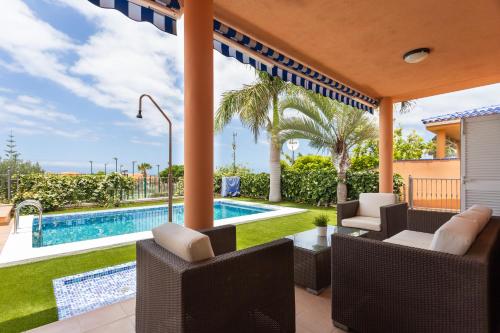 Maravillosa Villa de Lujo con Piscina Privada, Puerto de ...