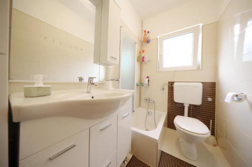 Ένα μπάνιο στο Apartman Luka