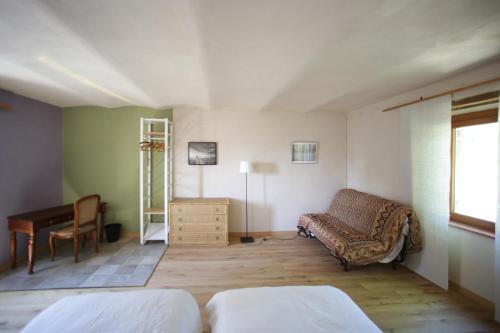Postel nebo postele na pokoji v ubytování Poggiolo Val Borbera