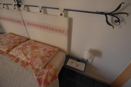 Imagen de la galería de Nughe 'e' Oro Guesthouse, en Nuoro