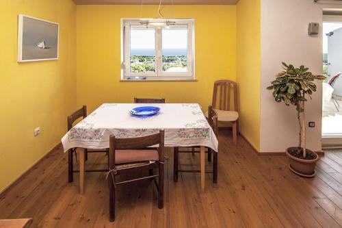 Foto da galeria de Apartman Iva em Ližnjan