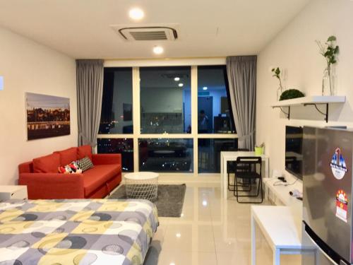 Televisyen dan/atau pusat hiburan di Ginger8 @ Pinnacle PJ
