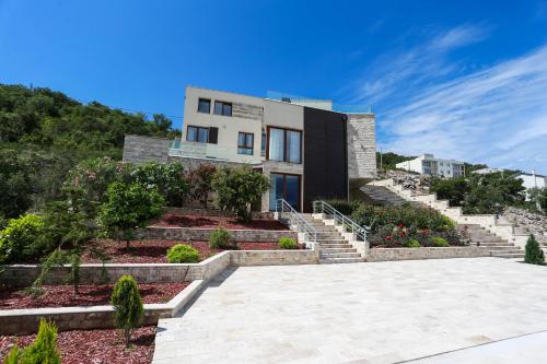 Villa Semiramis – Foto 4