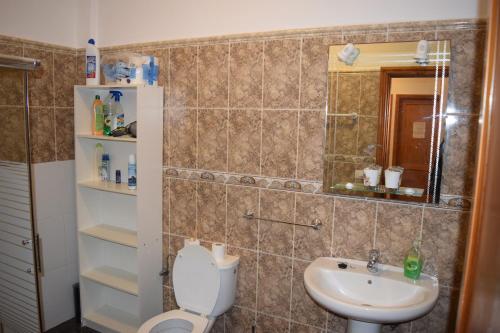 Koupelna v ubytování B&B La Caleta Zimmer 1 (10 min. von El Medano)