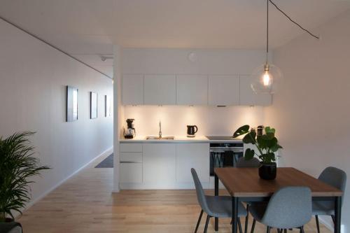 Central New Nordic CPH Apartmentにあるキッチンまたは簡易キッチン
